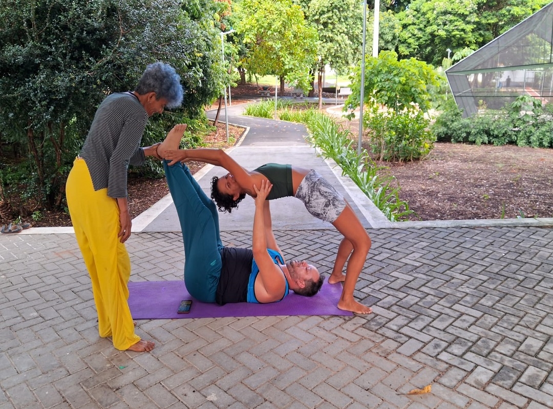 Bosque das Mangueiras oferece aulas gratuitas de Yoga; Saiba como participar