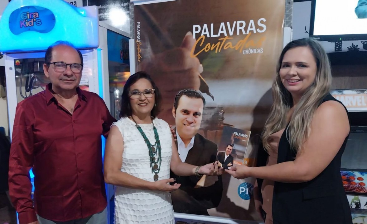 Livro “Palavras Contadas” do jornalista Pinto Júnior é relançado pela família em Cuité/PB