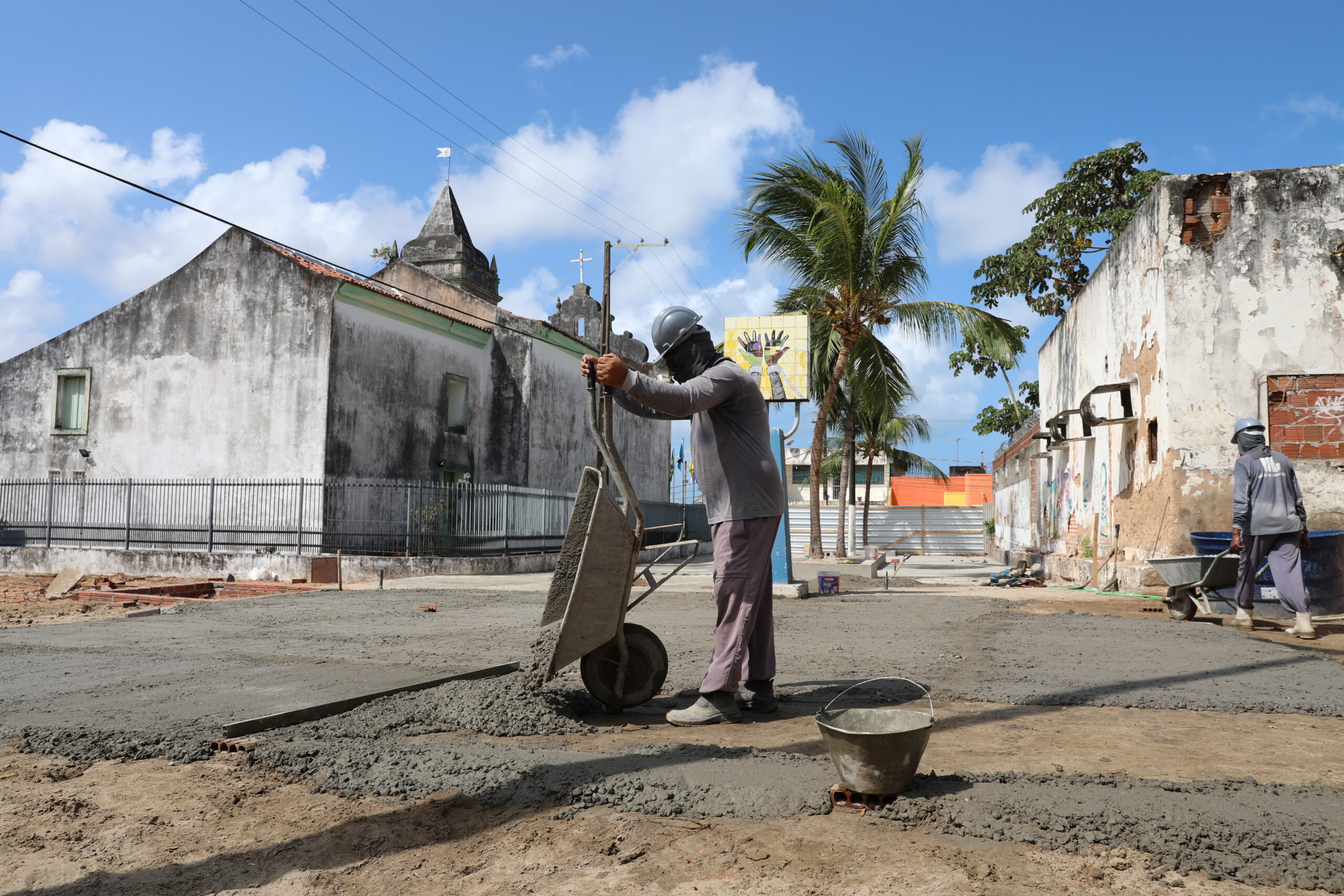 Governo do RN retoma obras de requalificação de praças históricas em Natal