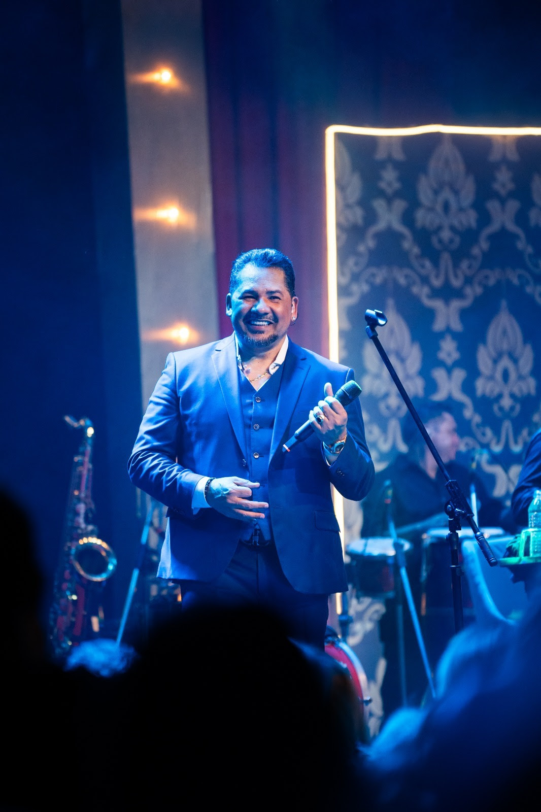 Zezo Potiguar, uma das maiores vozes da música nordestina, se apresenta em Goianinha/RN