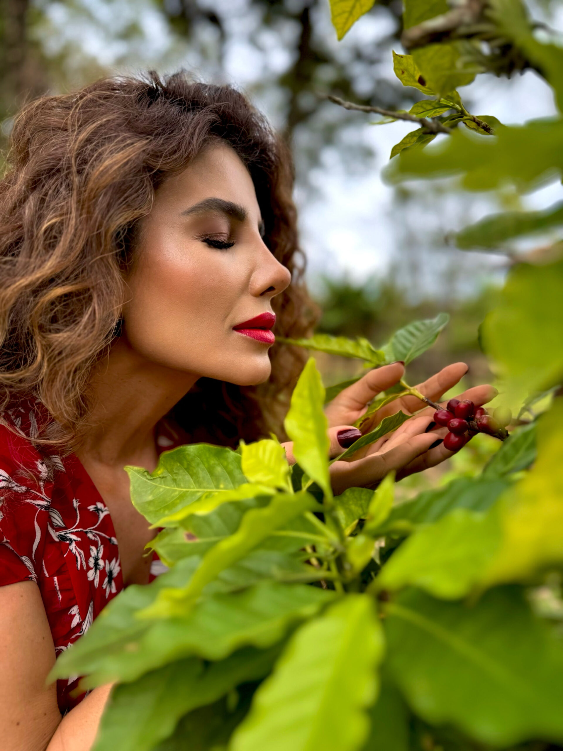 Paula Fernandes lança “Paixão de Mulher”, trilha sonora da novela “Café com Aroma de Mulher”