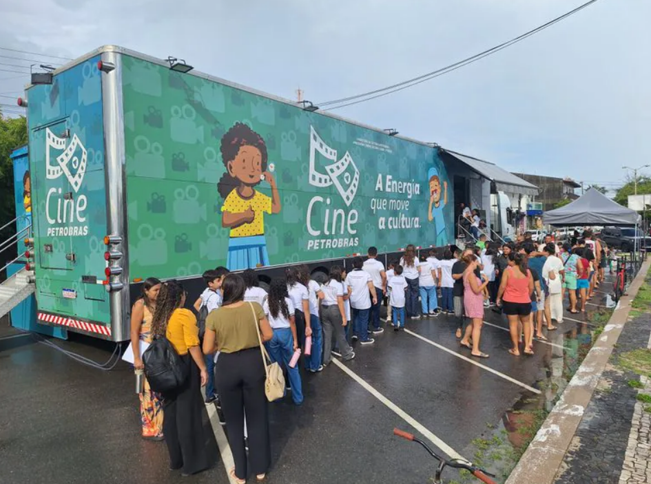 Projeto leva cinema gratuito a 30 cidades brasileiras e inclui municípios do RN