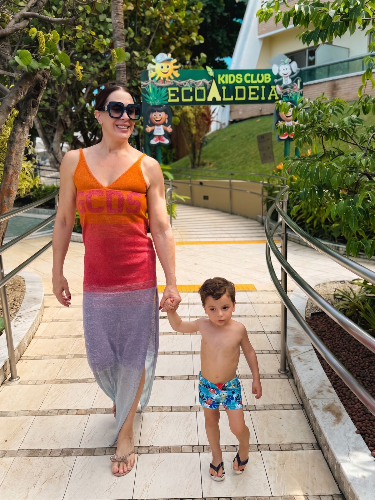 Claudia Raia escolhe o SERHS Natal para dias de descanso em família antes do Dia das Mães