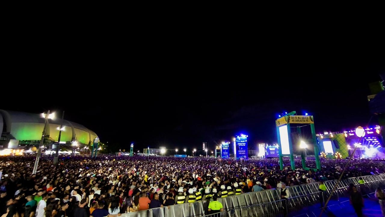 São João de Natal registra 180 mil pessoas em noite de recorde de público