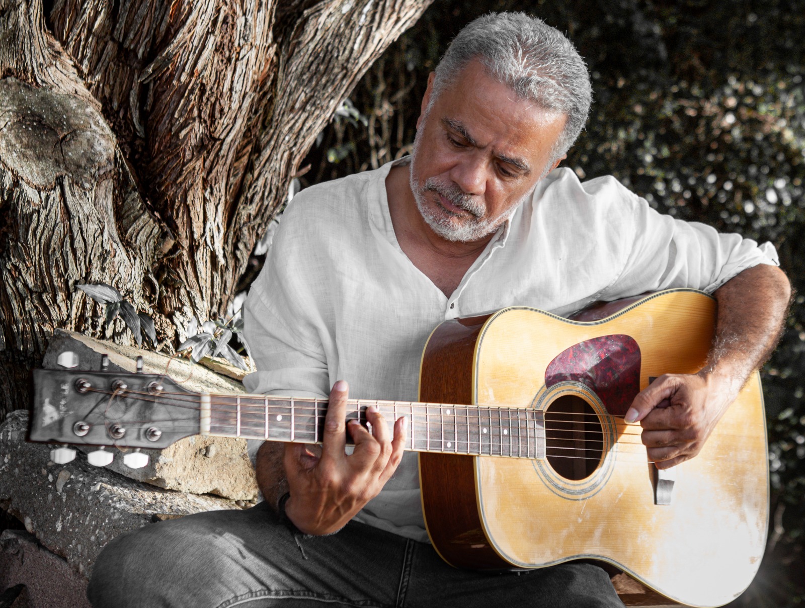 Moisés de Lima apresenta show “Black In” no Mestiços Bar em Ponta Negra