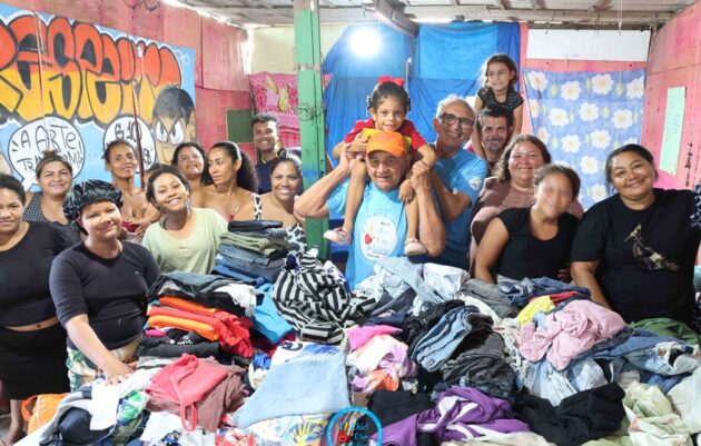 Varal Solidário leva acolhimento e dignidade à comunidade do Parque dos Coqueiros