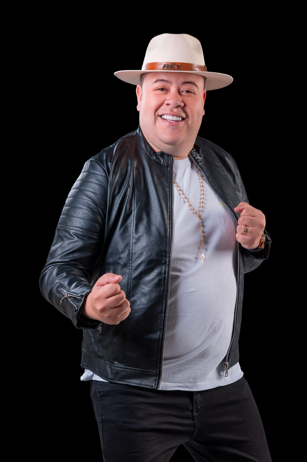Rey Vaqueiro consolida seu protagonismo na música nordestina; Conheça sua história