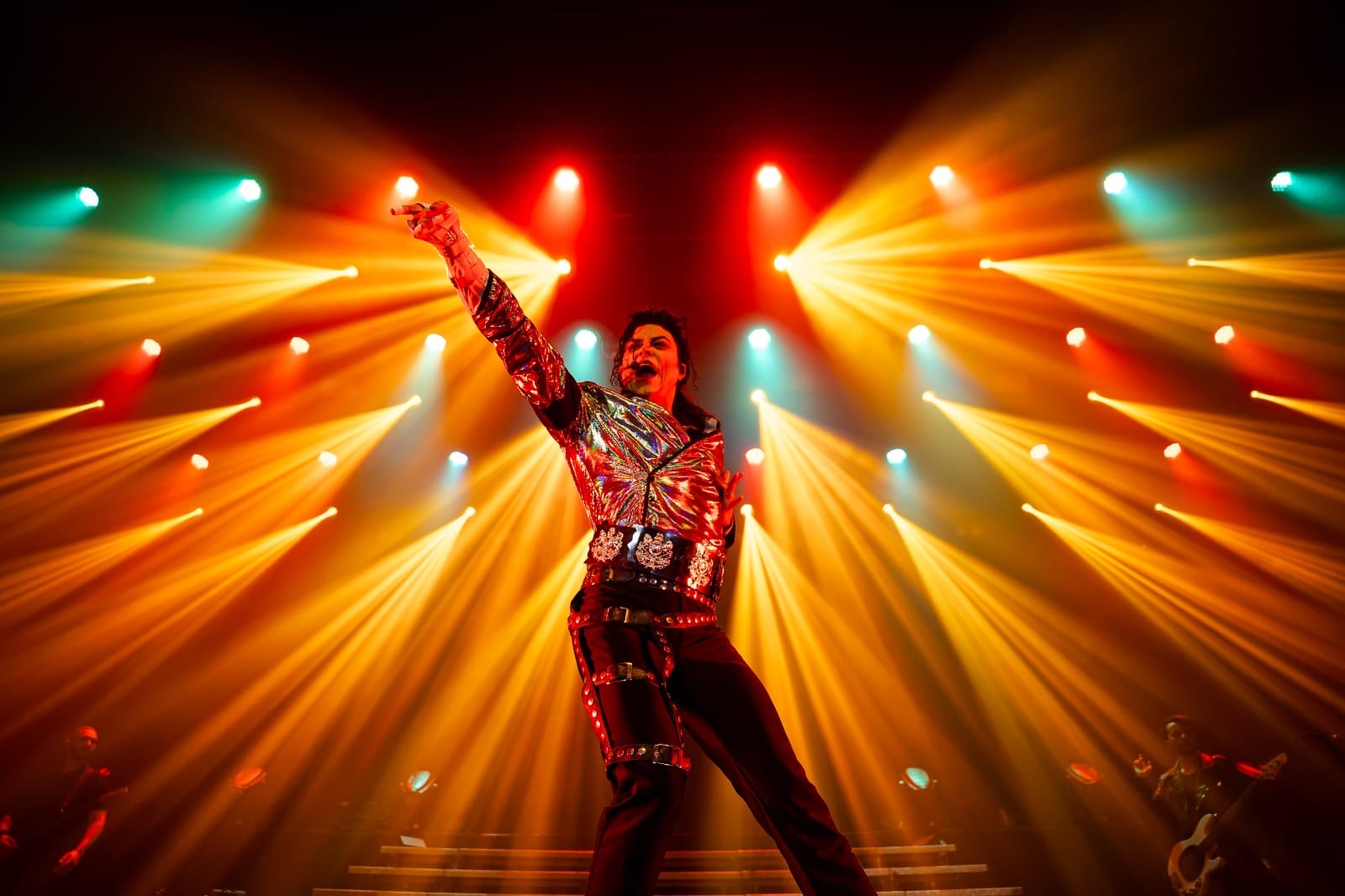 Rodrigo Teaser volta a Natal com tributo a Michael Jackson