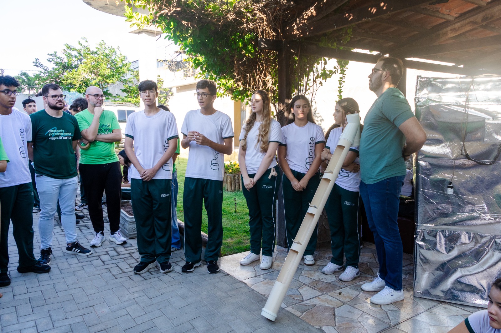 Com população cada vez mais idosa, alunos do Colégio Monte desenvolvem soluções para instituição de acolhimento em Natal