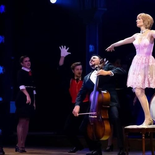 Diana, a princesa do povo: musical da Broadway chega a Natal