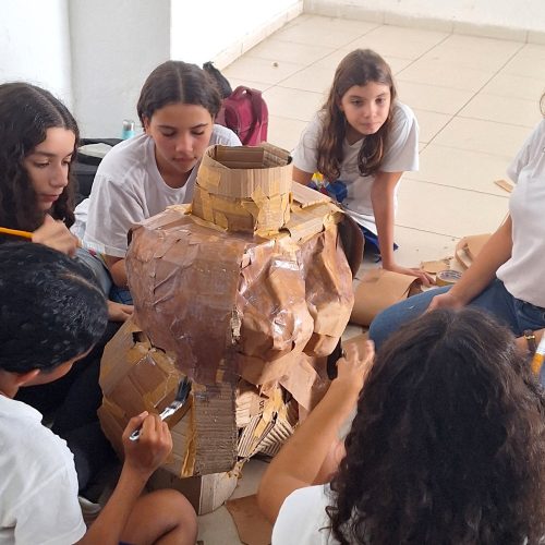 Escola potiguar resgata filosofia africana para ensinar sobre coletividade