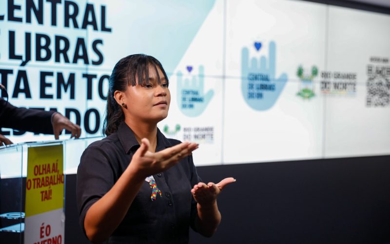 RN passa a contar com Central de Libras para atendimento público