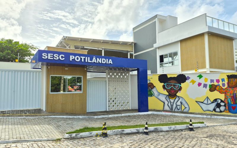 Alunos do Sesc RN transformam tradição sertaneja em arte na mostra Vaqueiro de Gibão