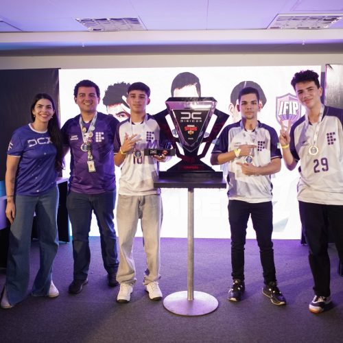 Estudantes potiguares disputam finais do Campeonato Escolar de eSports durante a DCXP 2026