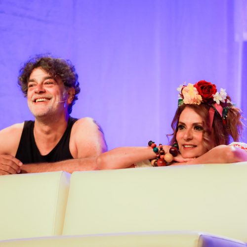 Patricya Travassos e Eduardo Moscovis chegam a Natal com a aclamada comédia “DUETOS”   