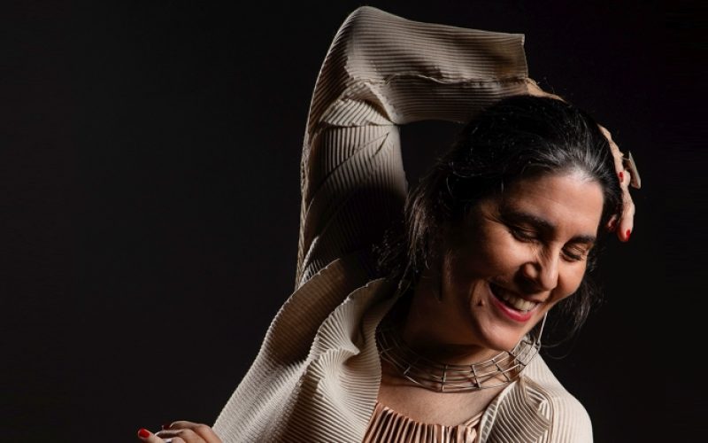 Cantora Mônica Salmaso traz turnê “Minha Casa” ao Teatro Riachuelo nesta quarta (2)