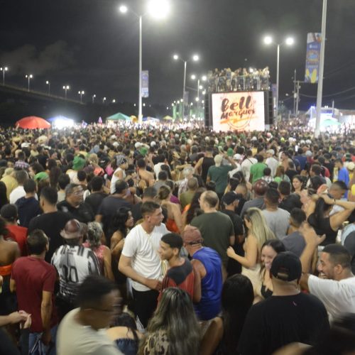 Abertura do São João de Natal reúne cerca de 75 mil pessoas na Avenida da Alegria, na Redinha