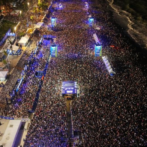 Natal em Natal reúne cerca de 100 mil pessoas na Orla de Ponta Negra