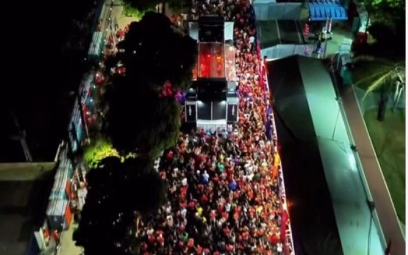 Segunda noite do Axé Natal foi com três voltas do Grafitão e show histórico do Olodum