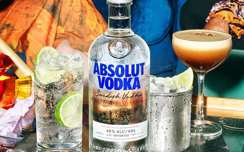 Absolut Vodka propõe maior diversidade nas representações de moda na Inteligência Artificial