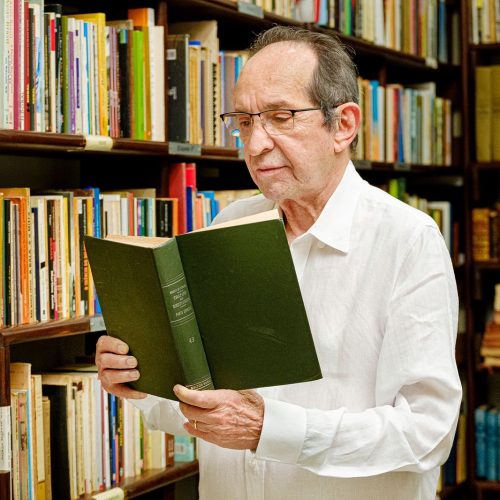 Diogenes da Cunha Lima lança Dicionário amoroso de Natal