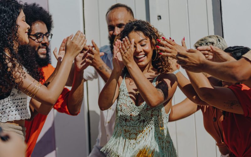 Cantora potiguar Dani Cruz lança novo single “Quebra de Contrato”