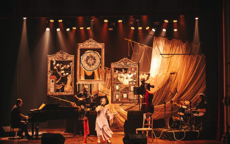 Lysia Condé apresenta o premiado show “Minas de Fé e Paixão” no Teatro Alberto Maranhão