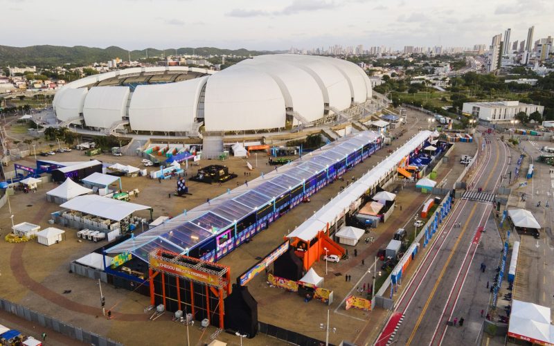 Largo dos Reis reúne grandes nomes da música baiana no Carnatal 2025