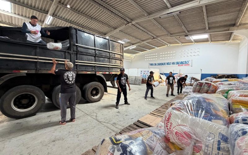 Armazém da Caridade realiza primeira entrega de alimentos de 2026 com 12 toneladas arrecadadas