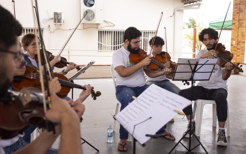Projeto Tocando a Vida com D’Amore lança ação que vai levar a música pela cidade