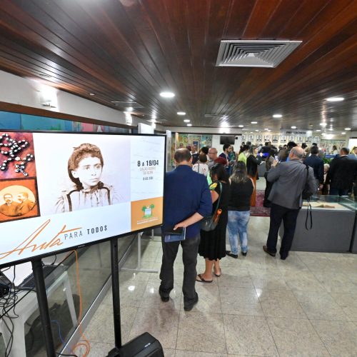 Exposição “Auta para Todos” pode ser conferida na Assembleia Legislativa do RN até o dia 19
