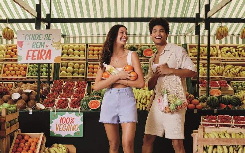 Boticário lança linha de cuidados corporais inspirada em aromas de frutas