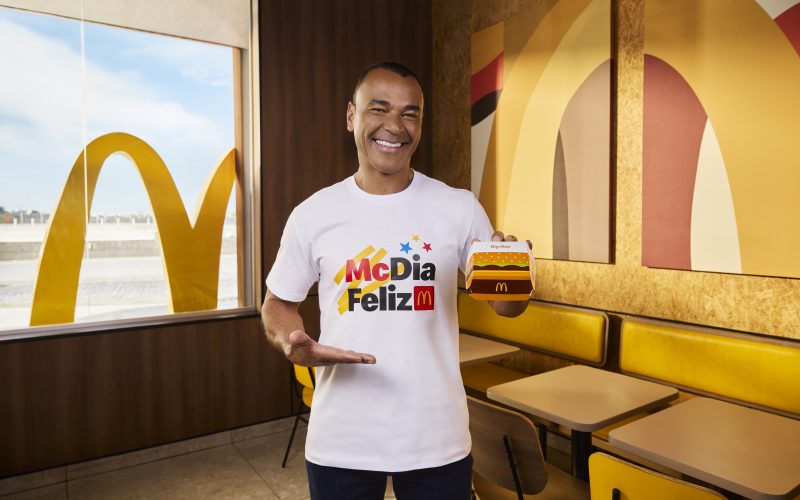 Cafu entra em campo como embaixador do McDia Feliz 2026