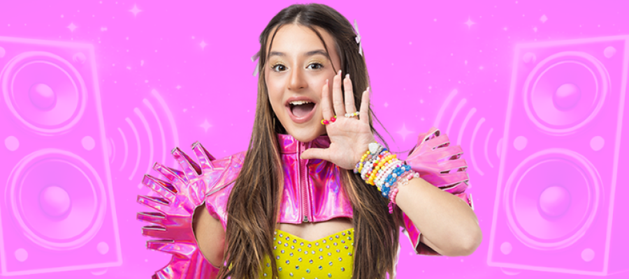 Marcela Jardim apresenta a nova turnê “Boom Explode” no Teatro Riachuelo
