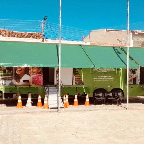 Caicó: moradores podem trocar lâmpadas ineficientes por LED em carreta da Cosern