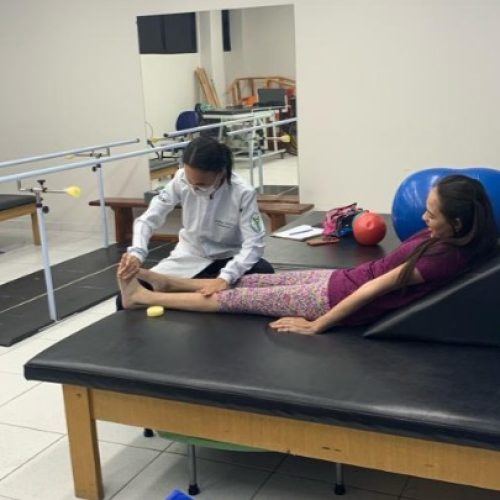 Estácio abre vagas para atendimentos gratuitos de Fisioterapia