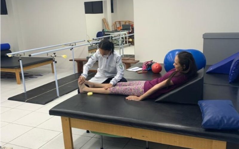 Estácio abre vagas para atendimentos gratuitos de Fisioterapia