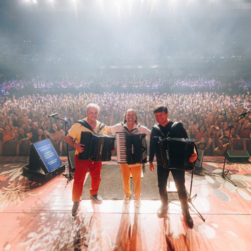 Dorgival Dantas, Waldonys e Flávio José lotam Teatro Riachuelo com Encontro das Sanfonas