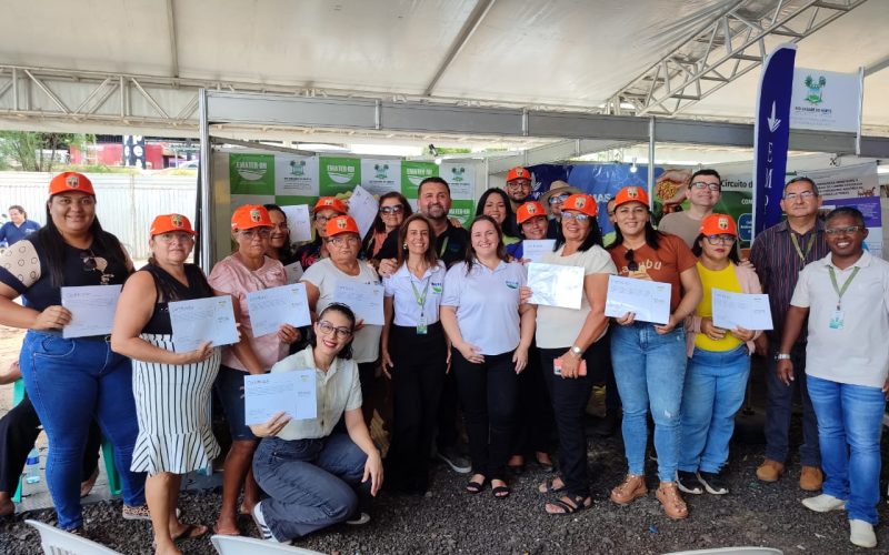 Agricultoras familiares são homenageadas durante a Festa do Bode