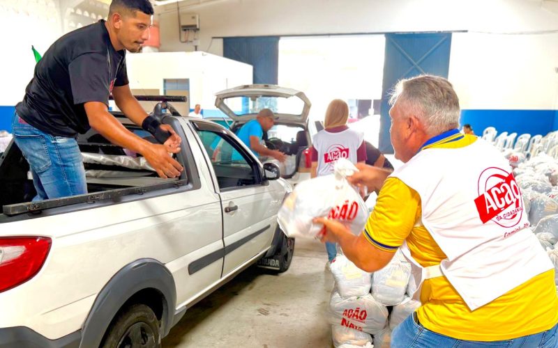 Após um mês de trabalho voluntário, 3 mil cestas básicas começam a chegar a quem mais precisa no RN