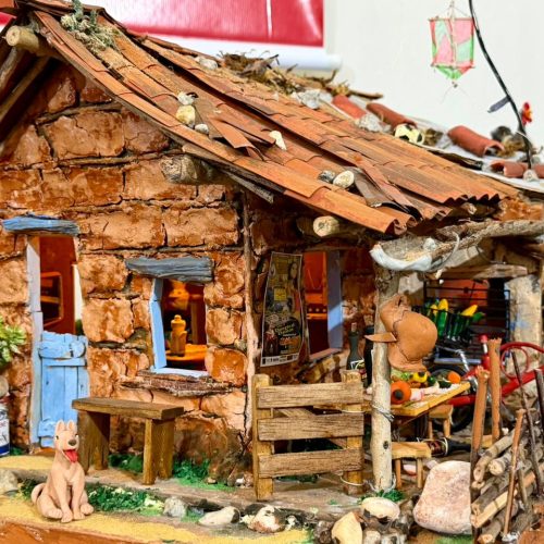 Memórias que cabem na palma da mão: Espaço “Memória em Miniatura” encanta o público na 31ª FIART