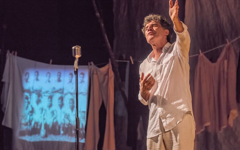 Natal recebe espetáculo de teatro “Autobiografia Autorizada, de Paulo Betti” em fevereiro