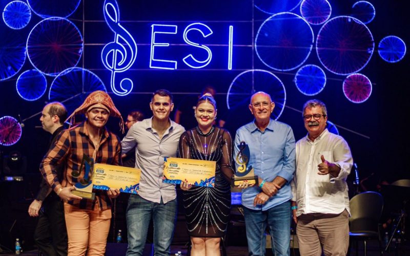 Final do Festival do Industriário 2024 – SESI Entoando Canções surpreende, lota Teatro e encanta público