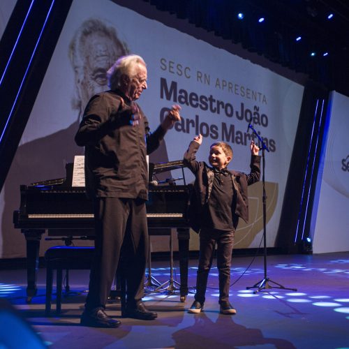 Fecomércio RN leva criança para se apresentar com maestro João Carlos Martins, em São Paulo