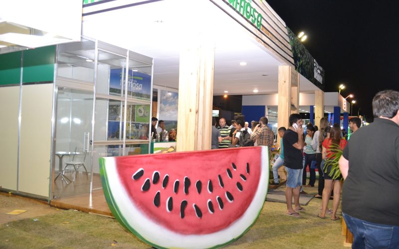 Mossoró se transforma na capital mundial da fruticultura com o início da Expofruit 2025