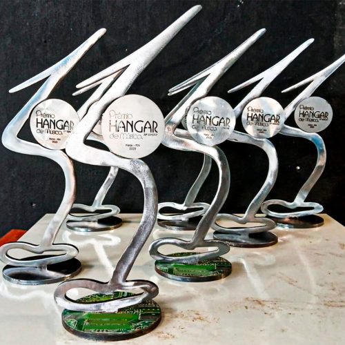 Trófeu da 23ª edição do Prêmio Hangar de Música é apresentado