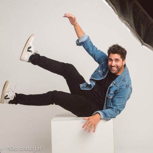 Gabriel Louchard apresenta “Como é que pode? – 10 anos”, dia 5 de outubro em Natal