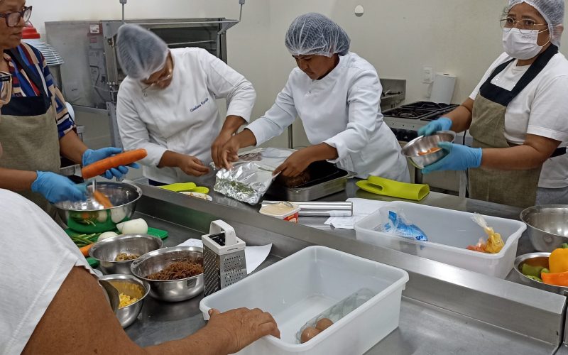 Parceria entre UnP e Emater capacita agricultores familiares em Oficina de Gastronomia Regional