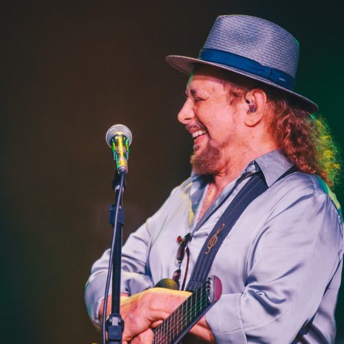 Geraldo Azevedo celebra sua longevidade artística com show em Natal repleto de clássicos