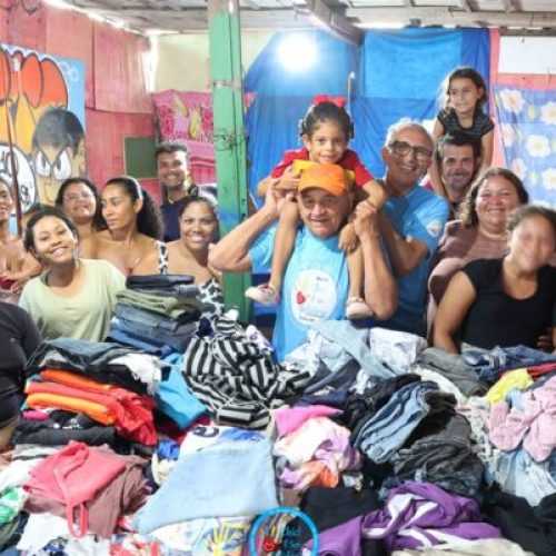 Varal Solidário leva acolhimento e dignidade à comunidade do Parque dos Coqueiros